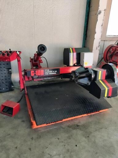 大型タイヤチェンジャーPIT G-100