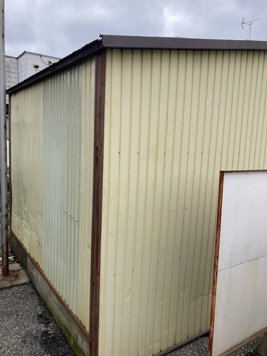 ガレージ®️‼️雨除け物置 自転車置場 資材置場に - 物置 