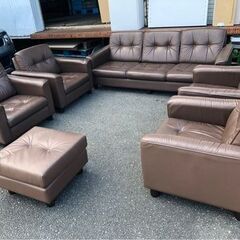 福岡市内配送無料　8人掛けソファー