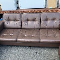 福岡市内配送無料　8人掛けソファー