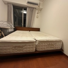 【売ります】クイーンサイズベッド　ニトリ　