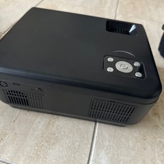 Tkisko プロジェクター 高輝度4K対応 1080Pネイティブ解像度