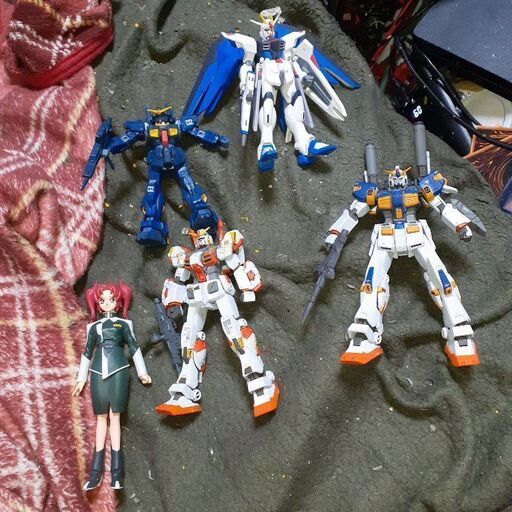 ガンダム６号機と５号機のフィクスはウルトラレアなたま