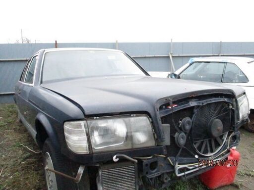 Mベンツ126-560SELヨーロツパ仕様リサイクル部品取り車 Mercedes-Benz