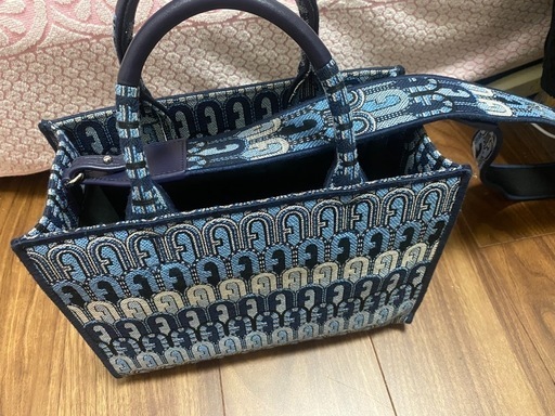 AA615 ミュウミュウ ハンドバッグ レザー サイドリボン 保存袋付き