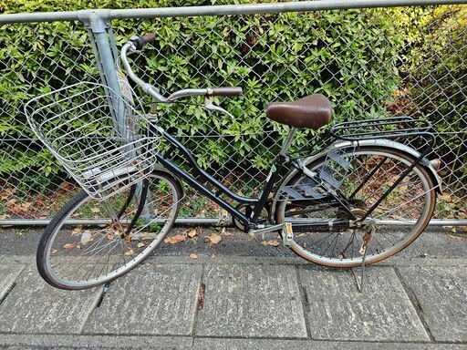【リサイクルショップどりーむ鹿大前店】No.1490　27インチ自転車　シティサイクル　ブラックカラー　鍵付き　※ライト無し・ギア切替故障