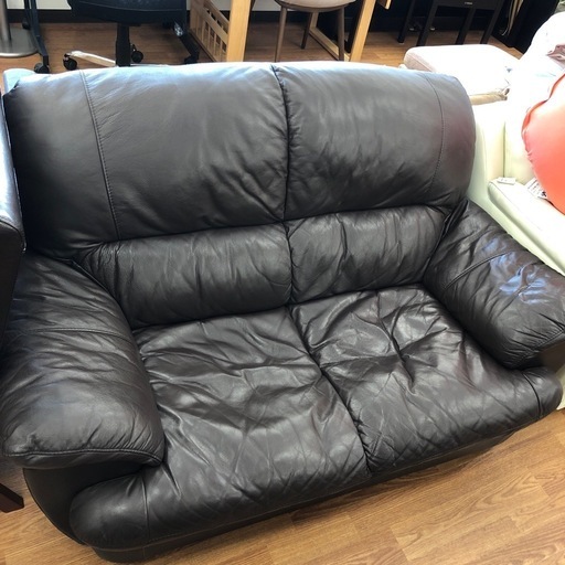 半革2人掛けソファー　売ります！取りに来れる方限定！！