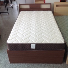 ジモティー見た」で5％OFF！【セミダブルベッド】セミダブルベッド