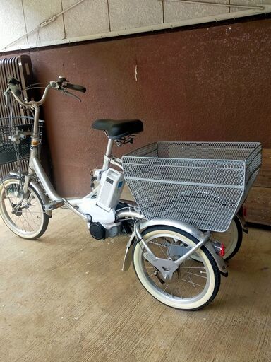 アシスト自転車　ブリヂストン  三輪車 男女兼用 大人 年配向けにも　 レディース メンズ 三輪自転車