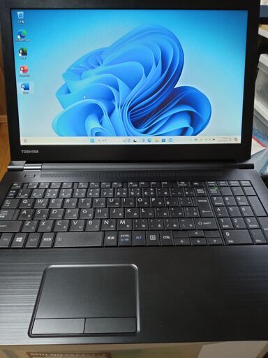 dynaook B65/M　Windows 11 Pro　24H2　8世代