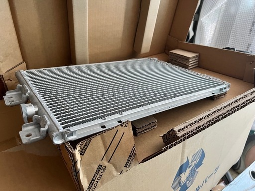 ダイナ クーラーコンデンサ 88461-25050 トヨタ純正　新品未使用 ダイナ クーラーコンデンサ 88461-25050 トヨタ純正 新品未使用 トヨタ