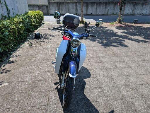 HONDA 2019 スーパーカブC125 　２千キロ　アオ