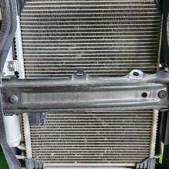 ラジエーターコアサポート