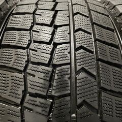 DUNLOP WINTER MAXX WM02 205/60R16 16インチ スタッドレス 4本 23年製 バリ溝 ヴォクシー プリウスα ジューク等　(KTT119)クレジットカード QRコード決済可能