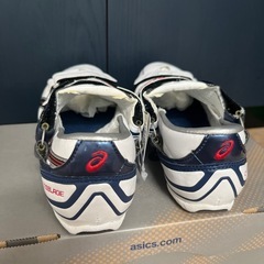 陸上スパイク asics タイガーパウ サイバーブレードCZ  TTP732