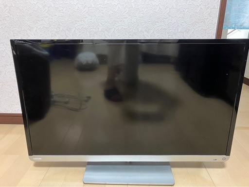 テレビ　32型　東芝　使用問題無し！