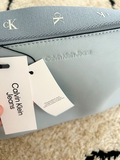 新品Calvin Kleinバッグ