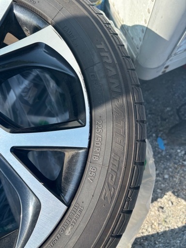 CH-R　トヨタ純正タイヤ4本セット・ナット有り‼️　225/50R18