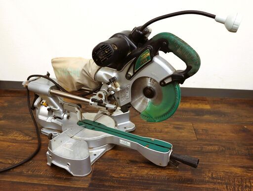 ≪C193ジ≫通電OK 日立工機 卓上スライド丸のこ C7FSH2 丸鋸/丸ノコ 工具/電動工具 DIY用品 切断機 木工用 現状品