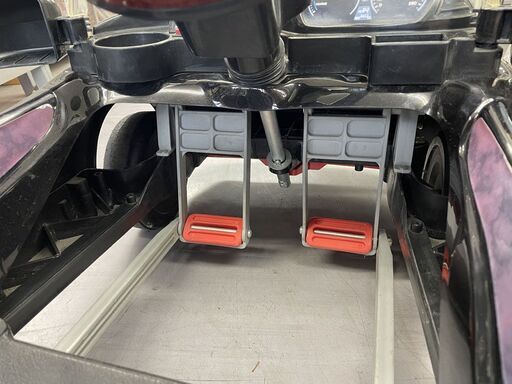 押手付ペダルカー レクサス LS600hL ペダル式 ヘッドライト スピーカー