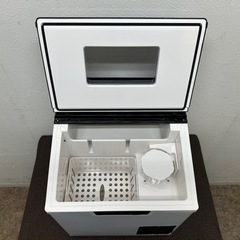 未使用保管品　製氷機　１.８L　大容量　卓上型　氷砕き機能　かき氷　ZBS-20A/２０B