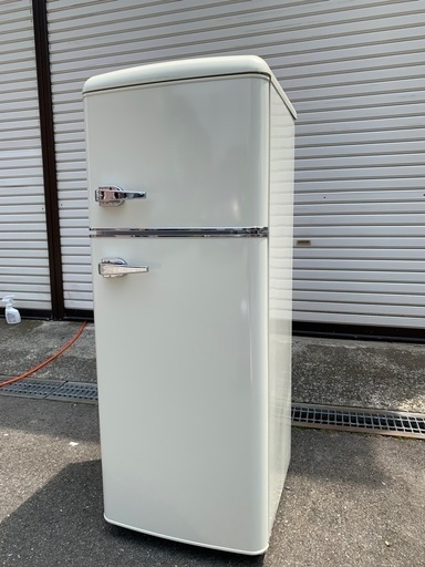 条件にて配送無料 2021年製 大人気 レトロ冷蔵庫レトロデザイン冷蔵庫 レトロ風冷蔵庫 レトロ調冷蔵庫 昭和レトロ レトロ2ドア冷蔵庫 冷凍冷蔵庫 2ドタ冷蔵庫 セカンド冷蔵庫