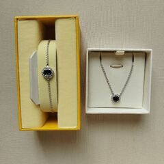 スワロフスキー　ネックレス　ブレスレット　新品未使用