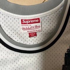 大特価‼️ネット通販売値6万 supremeタンクトップ