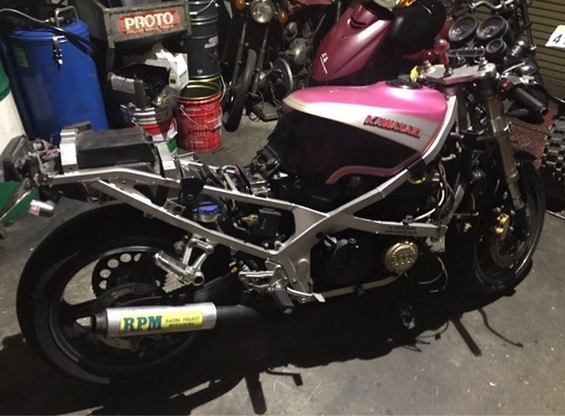 特攻の拓にGPZ400Rが出てたらというコンセプトで製作途中　　車両交換有