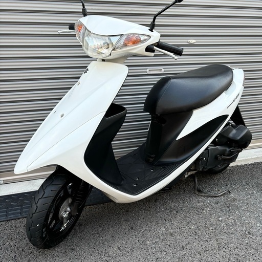 2868.定番人気　アドレスv50（白メーター）　バッテリー、シート、ミラー新品　千葉県柏市　即日配送、自走引き取りも可能