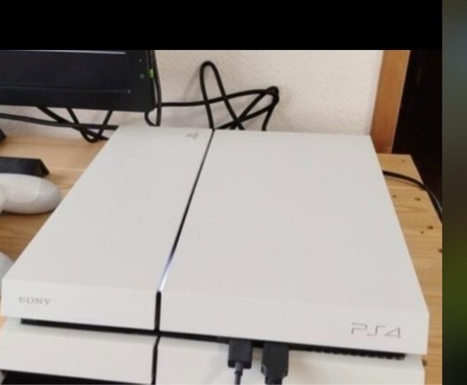 PS4本体＋ソフト2枚付き