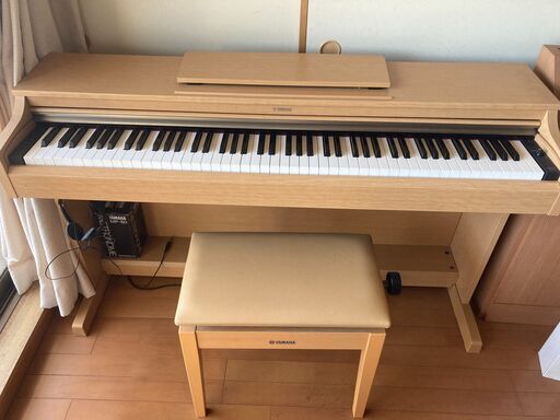 ヤマハ電子ピアノ　YDP-162C