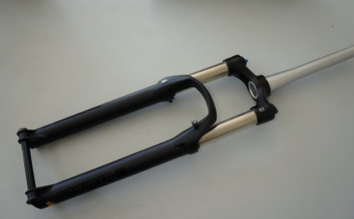 Suntour XCR32 LO-R DS Boost コイルフォーク　　未使用