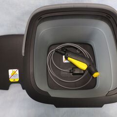 ★【引き取り限定～早いもの勝ち！】電源・水道がなくても使えるKarcher(ケルヒャー)マルチクリーナー OC 3 Foldable コードレス高圧洗浄機(おまけ付)★