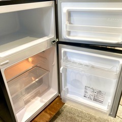 仙台市内トラック荷台渡し無料！ 2023 MAXZEN 87L 冷蔵庫 ブラック 中古 家電 買取品 