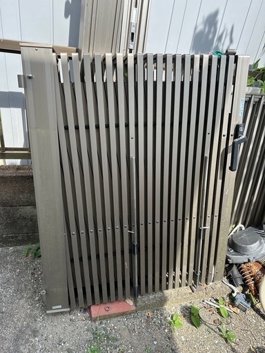 一般家庭用アルミゲート　　取り引き中