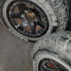 決まりましたハイエースタイヤ、ホイール