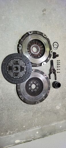 JZX100 純正クラッチ　RG軽量フライホイールのセットです　JZX110 Jzx100 純正クラッチ JZX100 純正クラッチ RG軽量フライホイールの