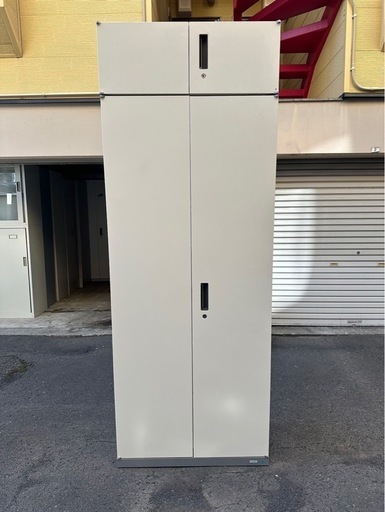 G2302 ロッカー 鍵付