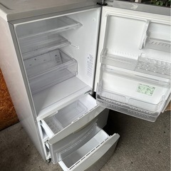 H0802 冷蔵庫　3ドア AQUA 2014年 272L