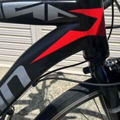 【美品】ロードバイク 　シマノ製14段変速　700×28ｃ　ﾌﾞﾗｯｸﾚｯﾄﾞ