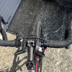 【美品】ロードバイク 　シマノ製14段変速　700×28ｃ　ﾌﾞﾗｯｸﾚｯﾄﾞ