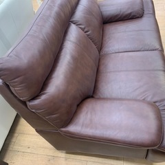 2人掛けソファ入荷しました！！