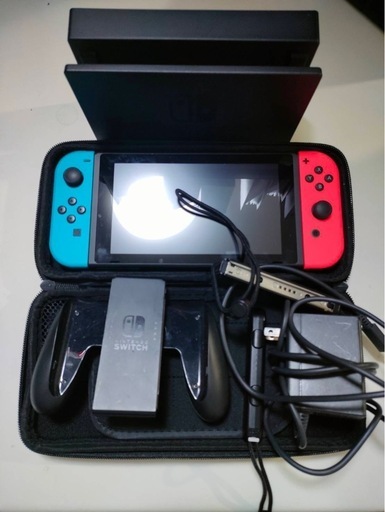 任天堂　switch 2022年製　従来