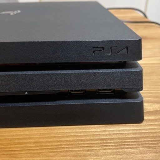 PS4pro 1TB 売ります