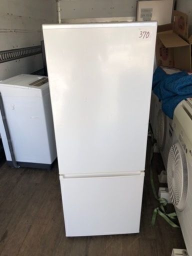 NO 370 福岡市内配送設置無料✨ 2019年　冷蔵庫 ホワイト AQR-20JBK-W [2ドア /右開きタイプ /201L]