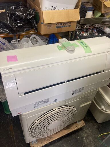 ☆中古￥26,800！HITACHI　6畳用2.2kwルームエアコン　家電　RAS-WM22LE9(W)型　2021年製　【BH035】