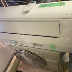 ☆中古￥26,800！HITACHI 6畳用2.2kwルームエアコン 家電 2021年製 RAS-