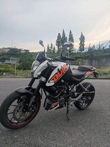 ktm DUKE 125 ABS 不具合無し　走行9800キロ　自賠責ほぼ4年付き