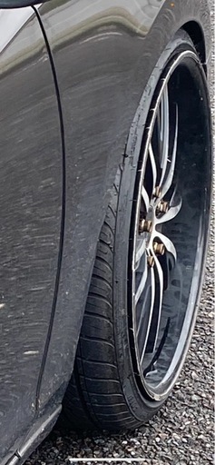 受付中止　20インチアローネコラソン前後深リム　タイヤほぼ新品